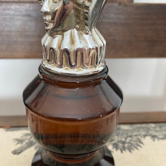 Vintage  Avon Chess Piece Queen After Shave Bottle. Mostly full - Picture 4 of 6